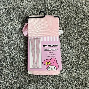 My melody fishnet tights